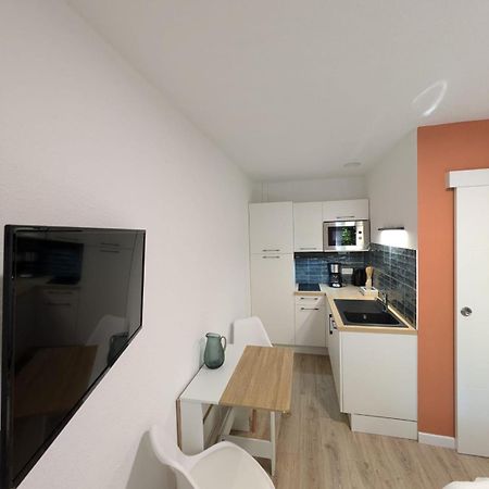 Studio Rez De Chaussee Avec Terrasse Centre Thermal Et Touristique - Casa 岩尼维利 外观 照片