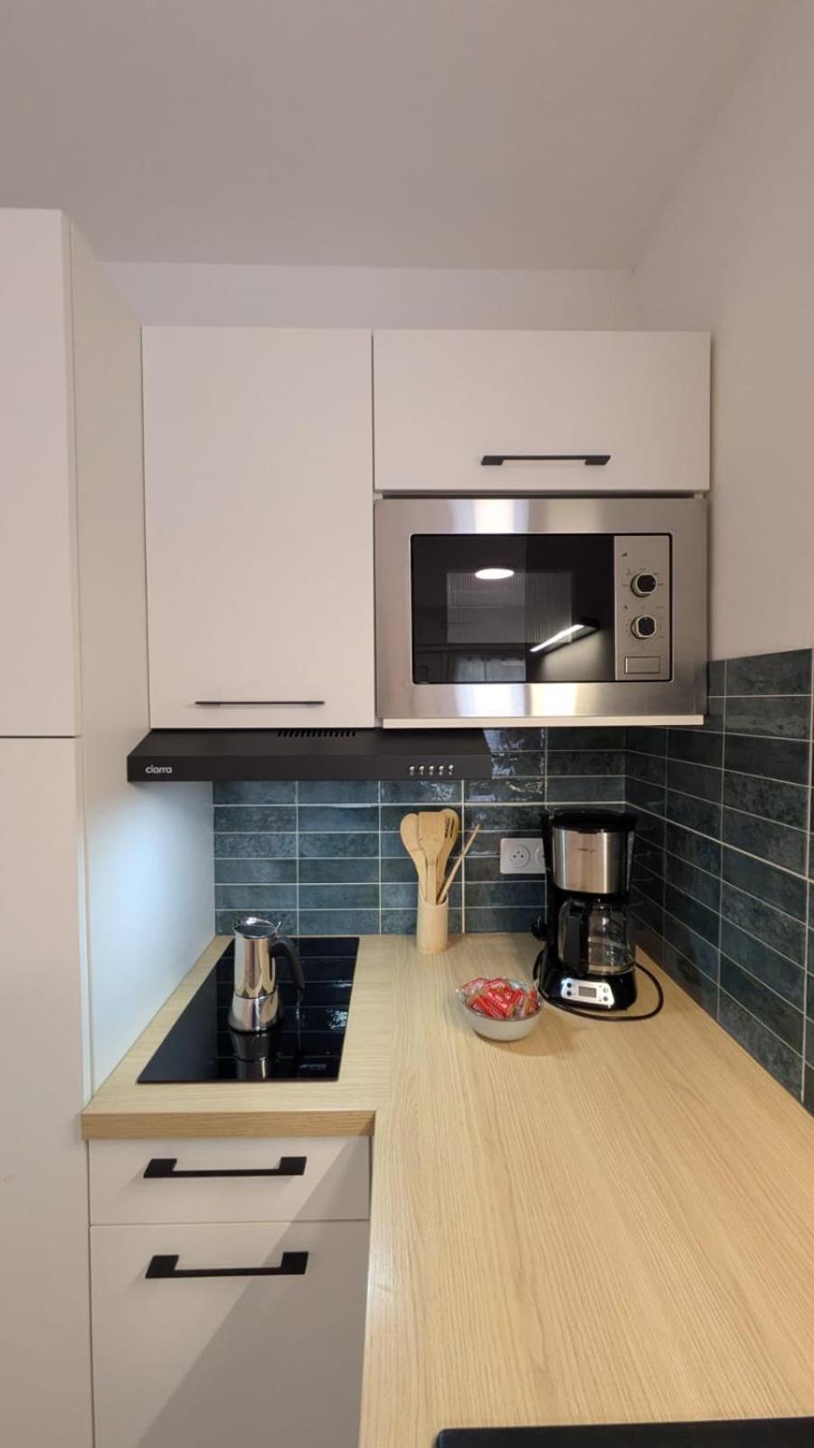 Studio Rez De Chaussee Avec Terrasse Centre Thermal Et Touristique - Casa 岩尼维利 外观 照片